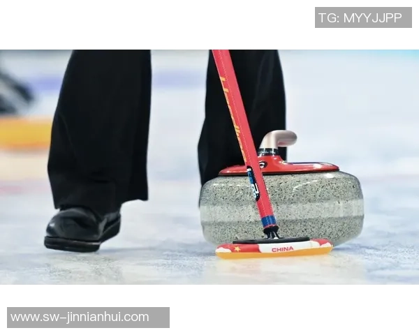 米兰冬奥会冰壶落选赛:我国混双叶紫萱于森豪取四连胜稳居B组第一 米兰冬奥会冰壶落选赛:我国混双叶紫萱于森豪取四连胜稳居B组第一